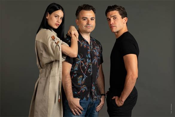 El director Rubin Stein junto a los actores Milena Smit y Jaime Lorente. Foto: Julio Vergne.
