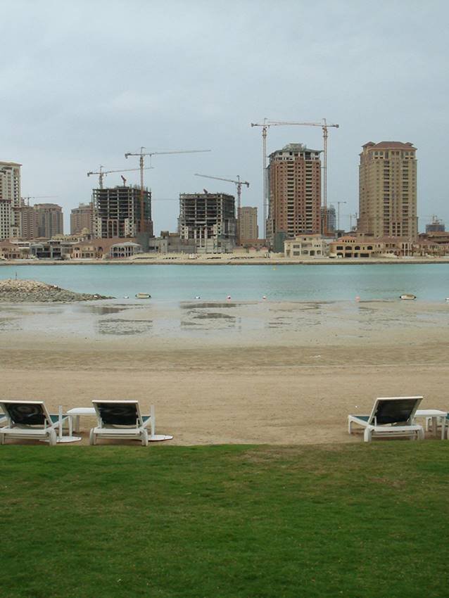 Qatar: The race, de Alba Sotorra.
